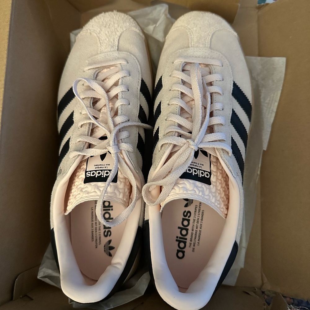 Adidas Gazelle Bold platform sneakers